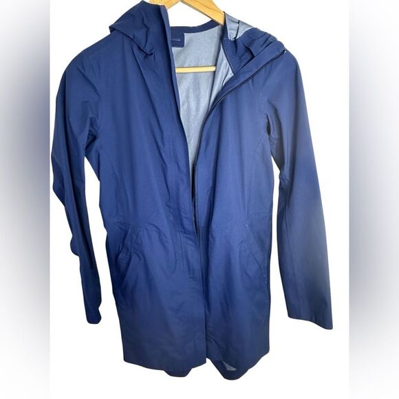 Lululemon Rain Haven Jacket
Dark Iris Size 2 Retail $228 W4AJDS - Picture 4 of 12